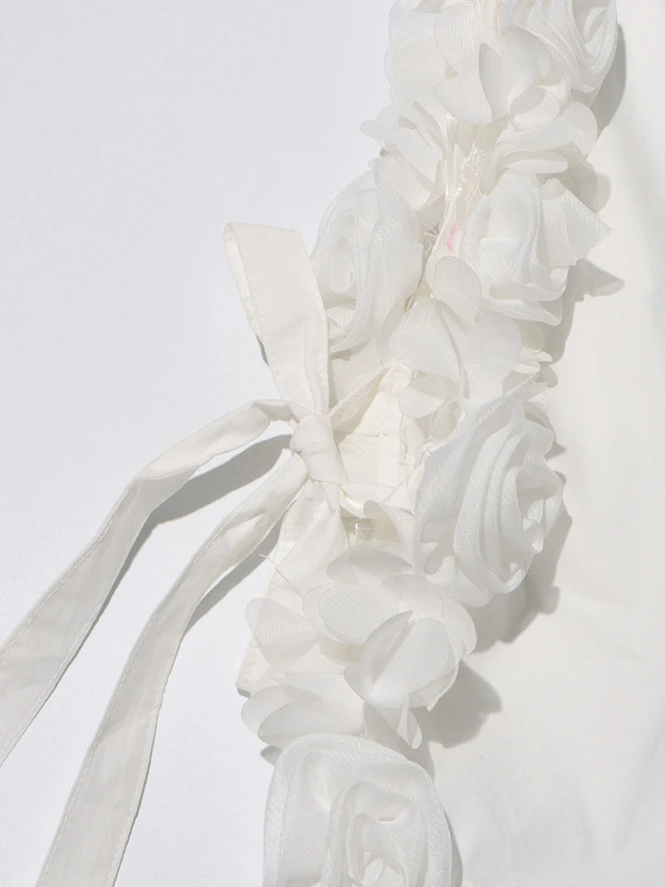Rose Lined Lapel Sleeveless Blouse