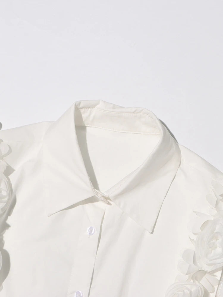 Rose Lined Lapel Sleeveless Blouse